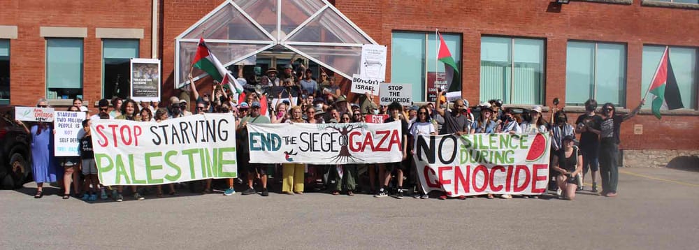 Protestors call for arms embargo, aid to Gaza post image