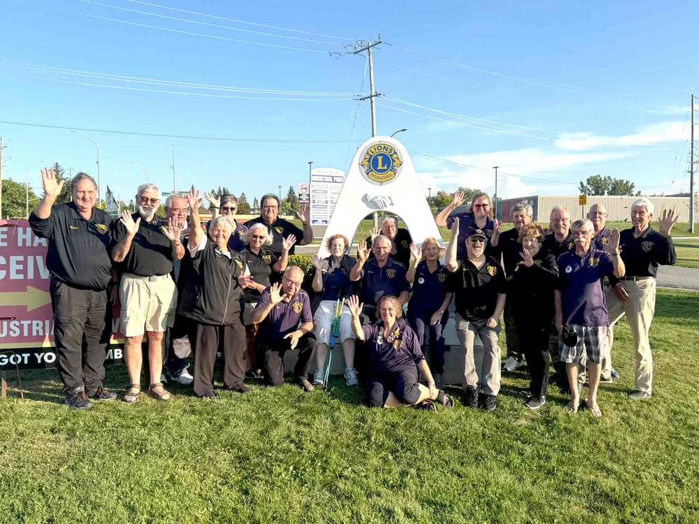 Mount Forest Lions Club install a friendship arch post image