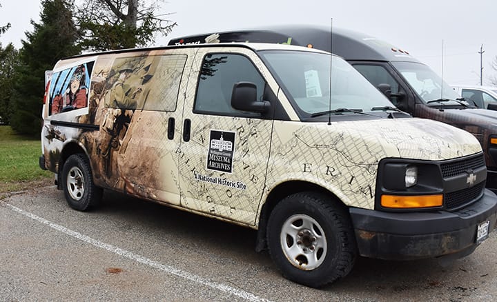 Administrator used museum van, staff for personal move