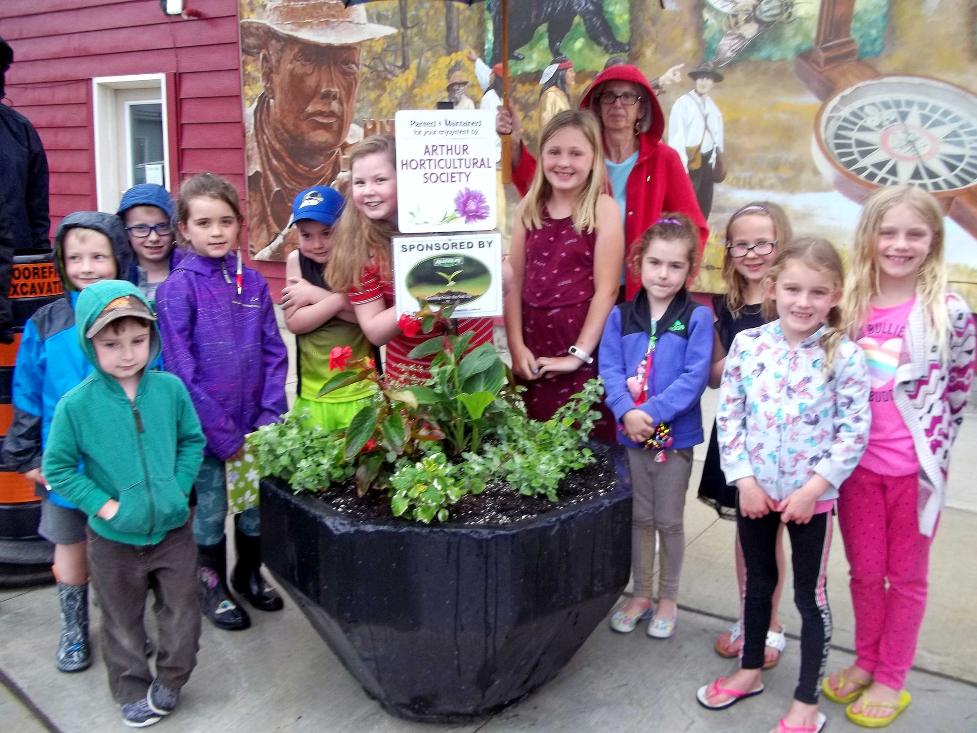 Arthur Youth Horticultural Society visit public gardens