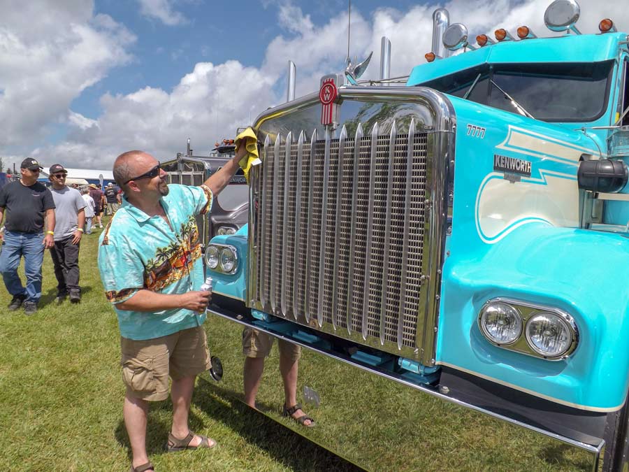Great Lakes Truck Club Show rolled into Clifford