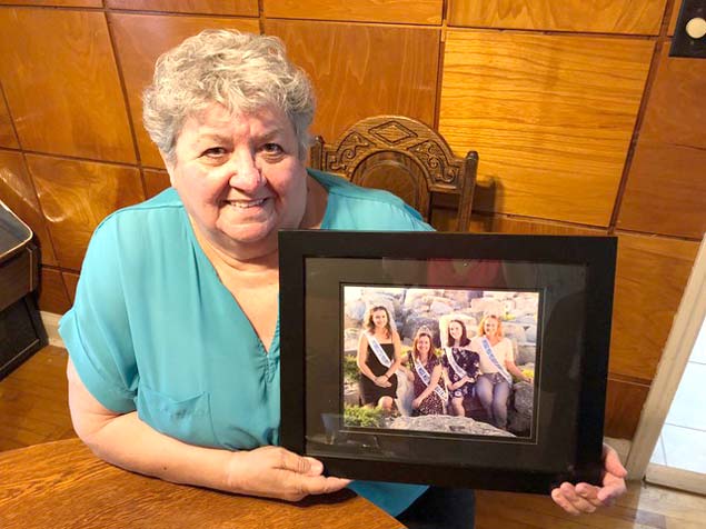 Former title winners show appreciation for pageant organizer