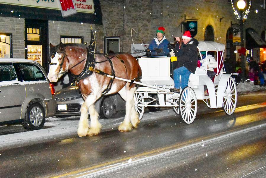 Late Night Sip and Shop made Fergus a festive shopping experience