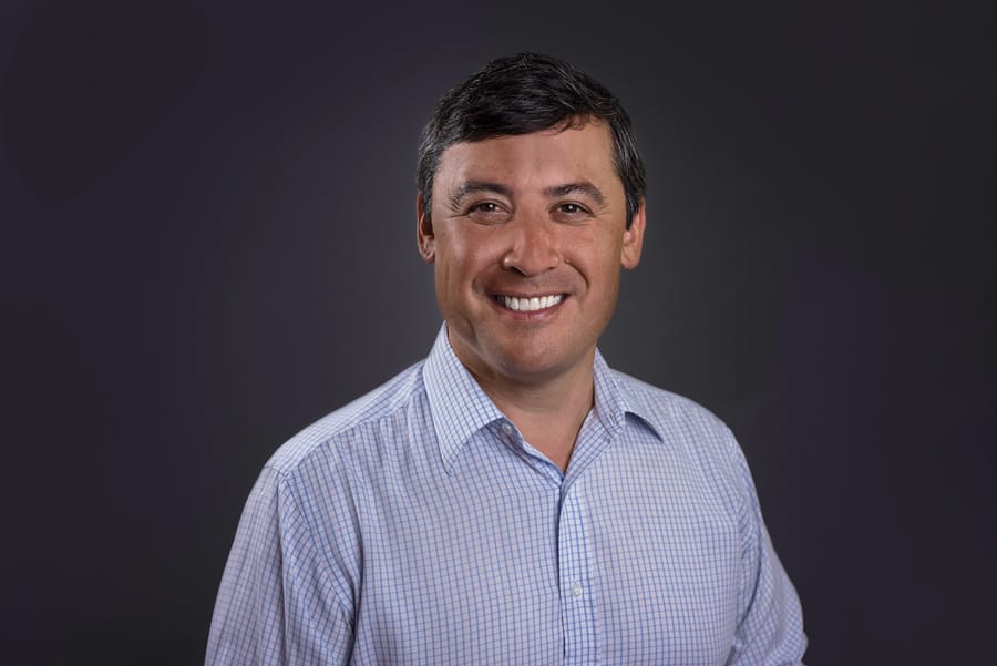 Michael Chong ponders  Conservative leadership race