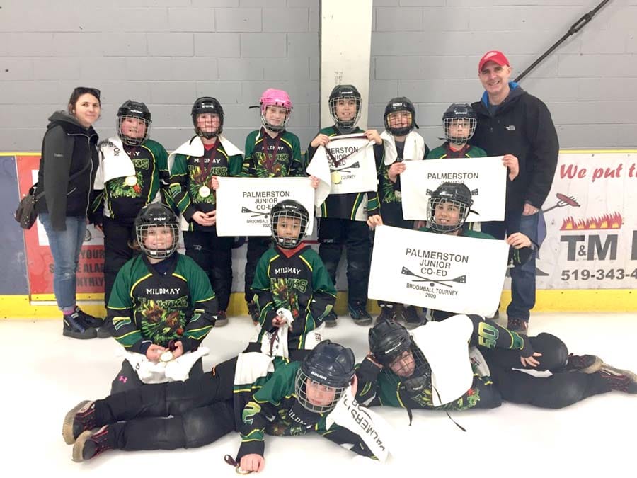 Broomball tourney draws 33 teams to arenas in Palmerston, Harriston