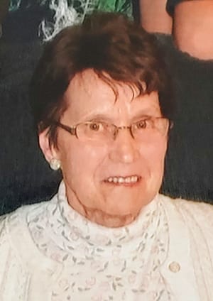 WELSH, Isabel Viola (MacEachern, Lamont)