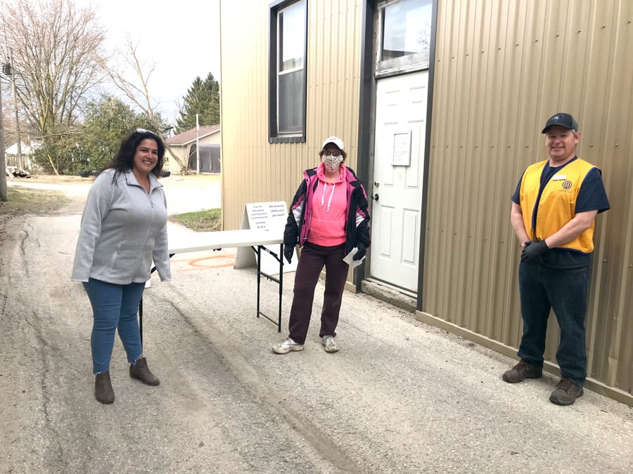 Arthur Optimists and Opti-Mrs Clubs support local food bank