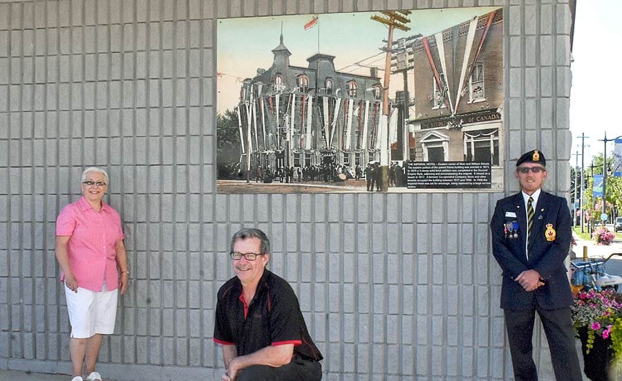 Mural of Imperial Hotel installed in downtown Palmerston