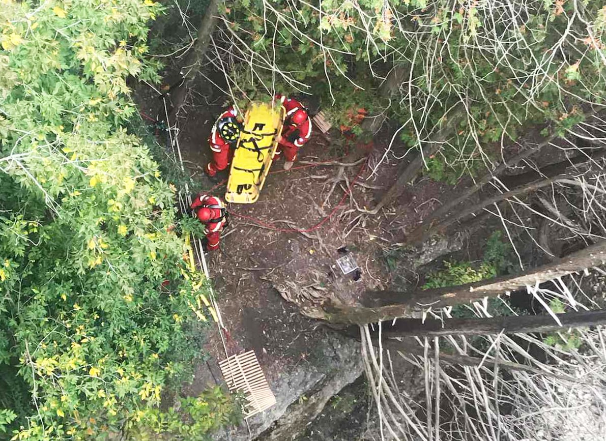 Centre Wellington firefighters rescue two from Elora Gorge