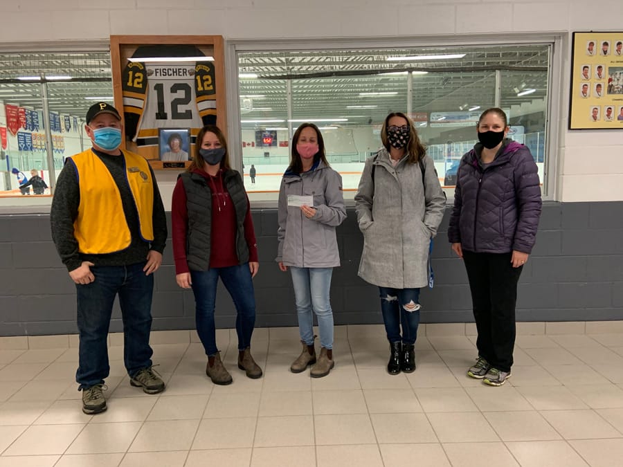 Arthur Optimist Club makes donation to Arthur and Area Skating Club
