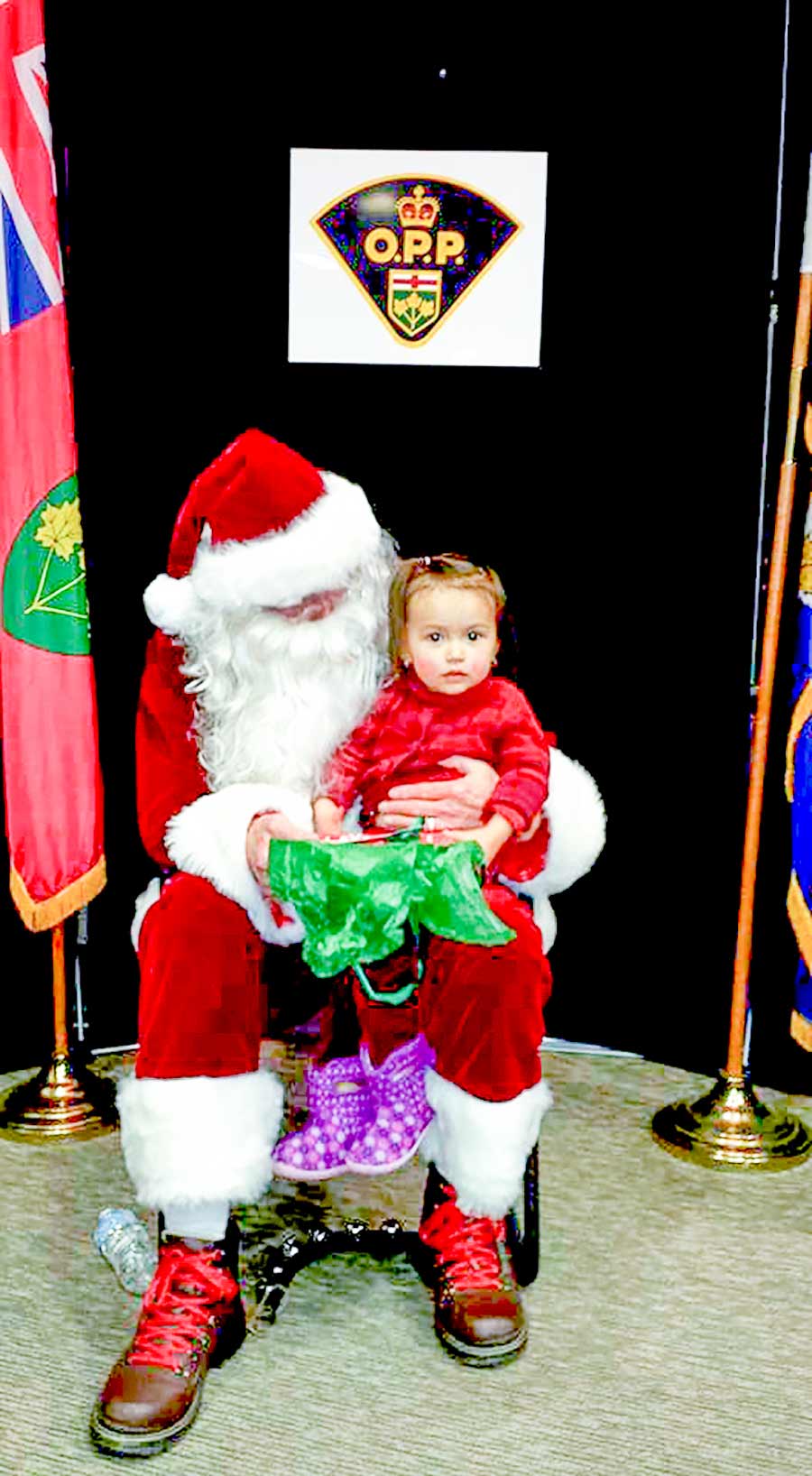 Wellington County's Christmas Carol: The time Santa dialled 911