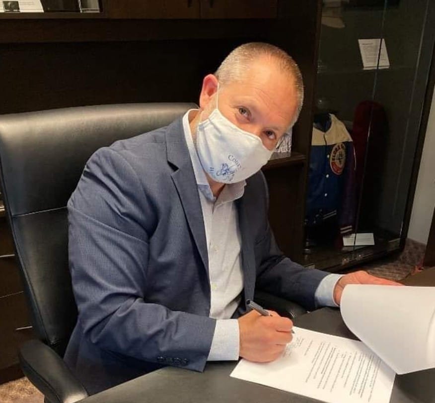 Warden says pandemic end in sight after tumultuous year