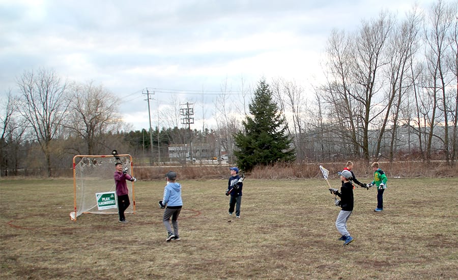 Centre Wellington U13 team practice skills in Fergus