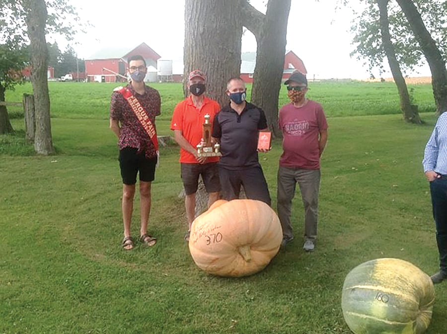Metz Community Giant Pumpkin Challenge 2021 is underway