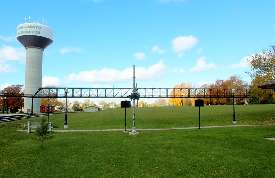 Pedestrian bridge in Palmerston temporarily closed