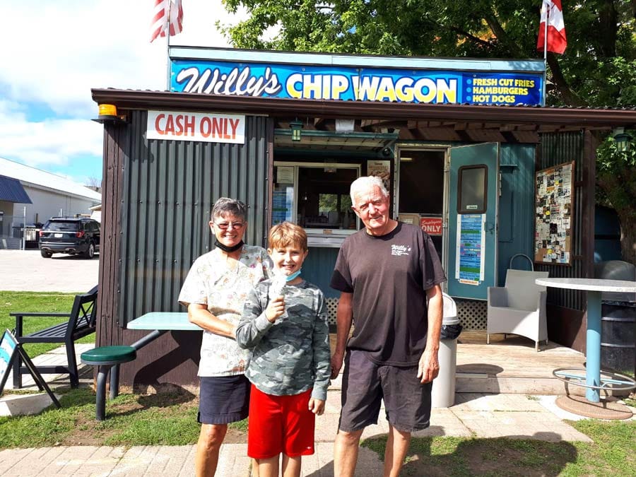 Elora Public School staff say business owner's show of kindness exemplary