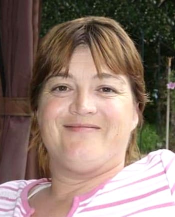 CALHOUN, Andrea Lynn (née McKay)