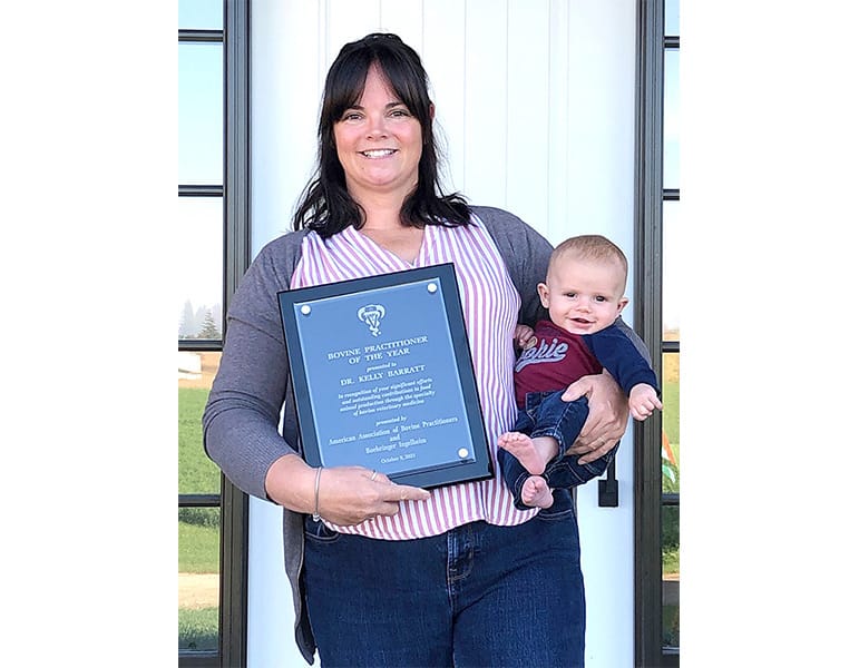 Heartland vet receives prestigious industry award