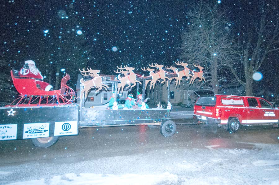 Santa Claus coming to Mapleton