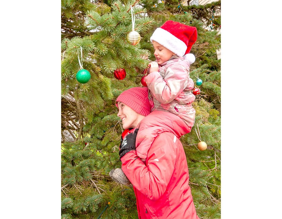 Santa visits Moorefield for parade sponsored  by local Optimists