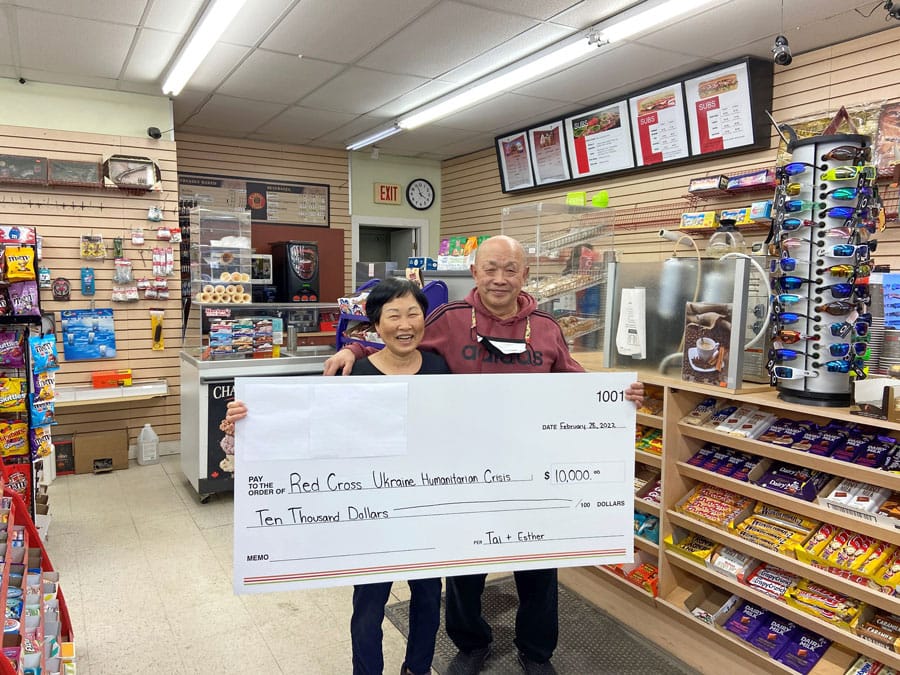 Drayton Daisy Mart donates to Red Cross Ukrainian Humanitarian relief fund