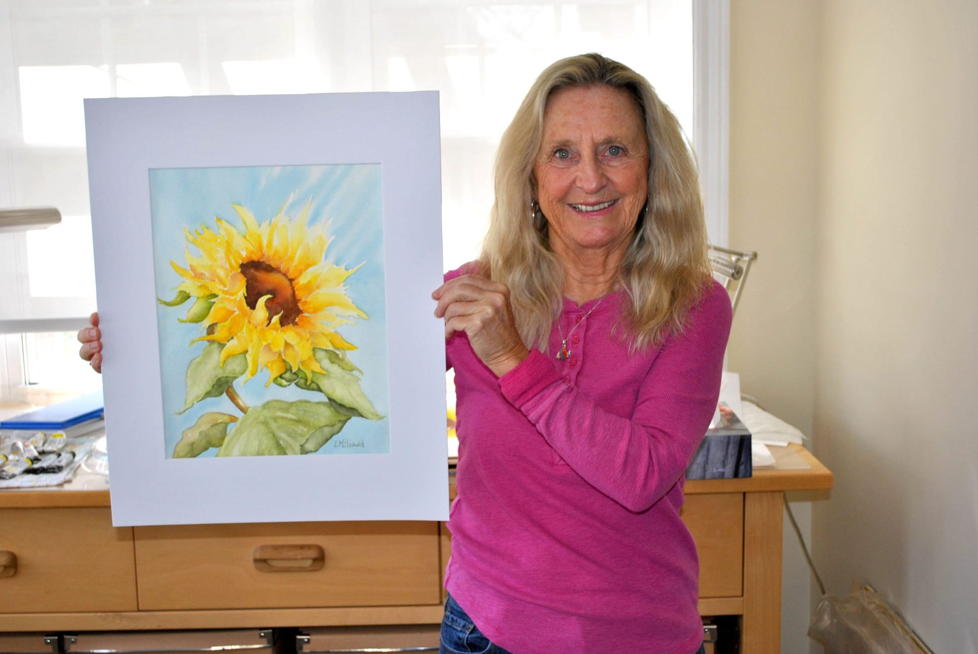 Fergus artist selling sunflower watercolour to support Ukraine