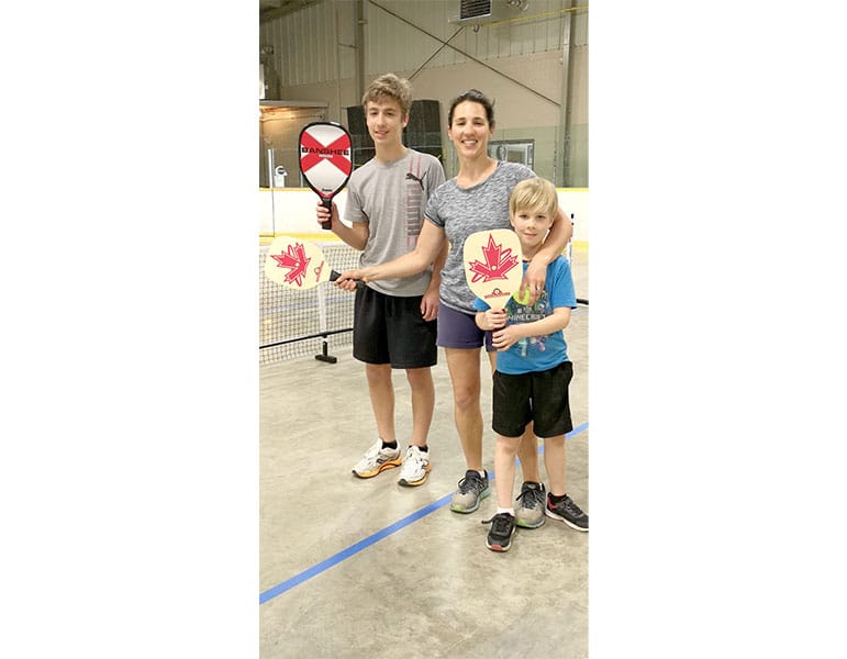 More and more people picking up paddles to play pickelball