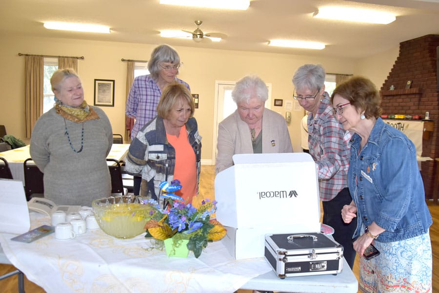 Carry-On WI hosted Silverwood Women's Institute