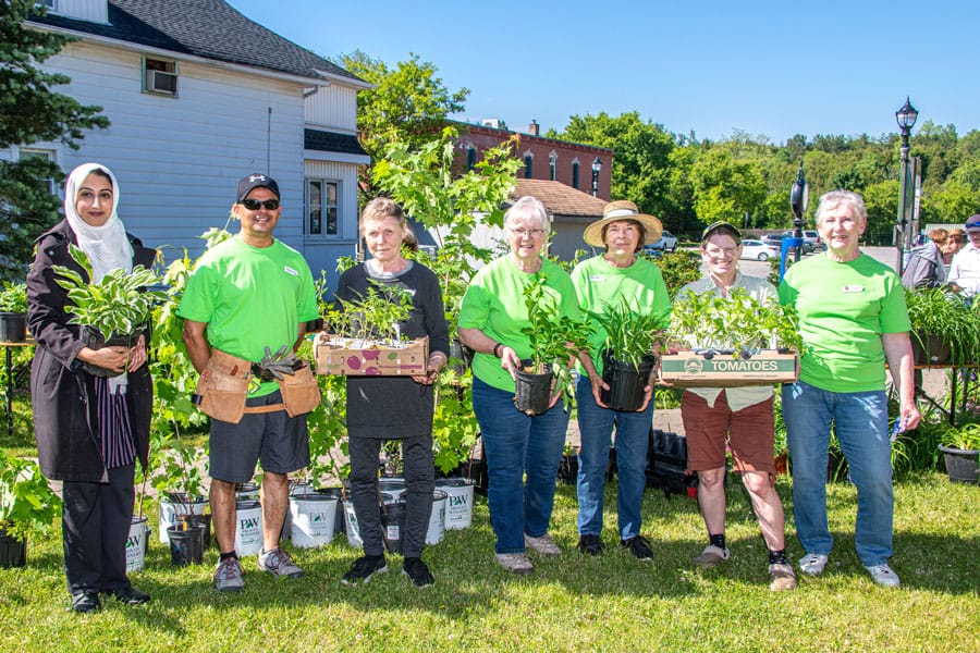 Erin Garden Club hosted annual plant sale