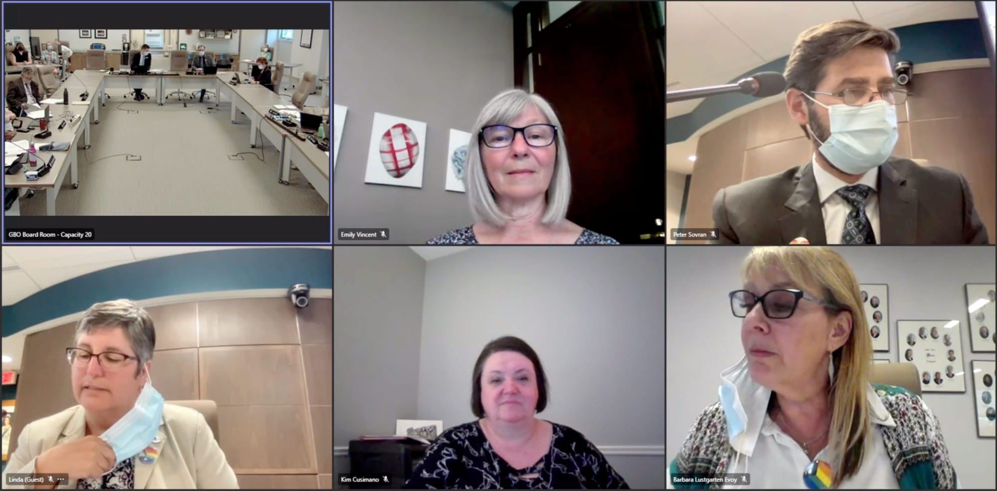 Trustees still deadlocked on requiring police checks for volunteers