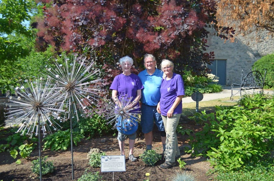 Fergus Horticultural honours members who have passed