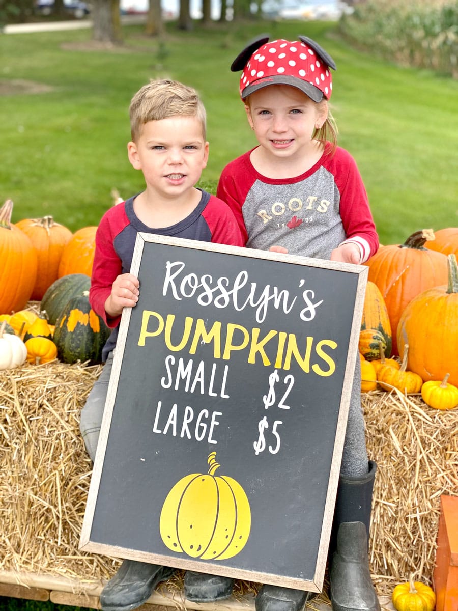 Mapleton youth continues campaign to provide stuffies to local hospital