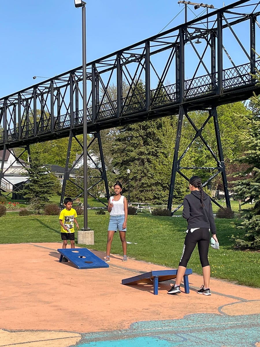 Minto Youth Action Council hosts free games night