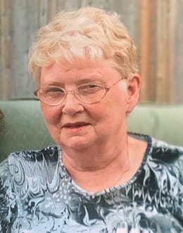 DE LONG, Mary Beryl (nee Beer)