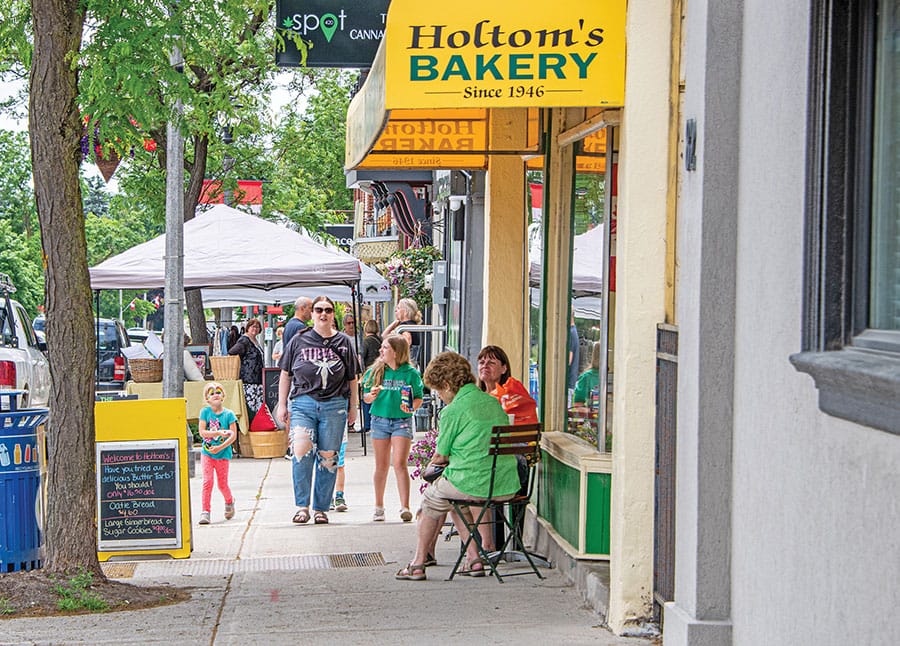 Summer Jam brings festive fun to downtown Erin