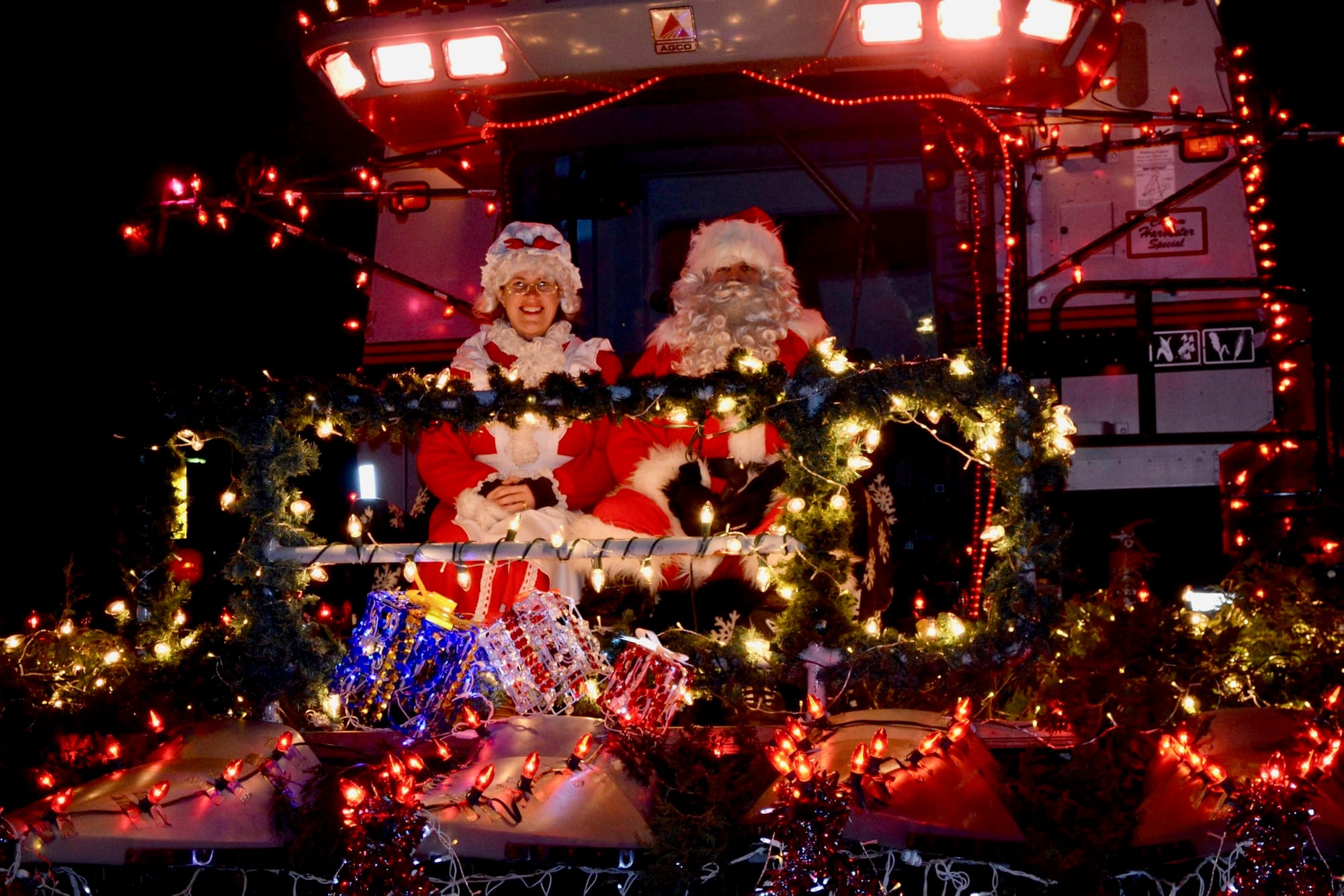 Council discusses time capsule, farmer’s parade, heritage reserve fund