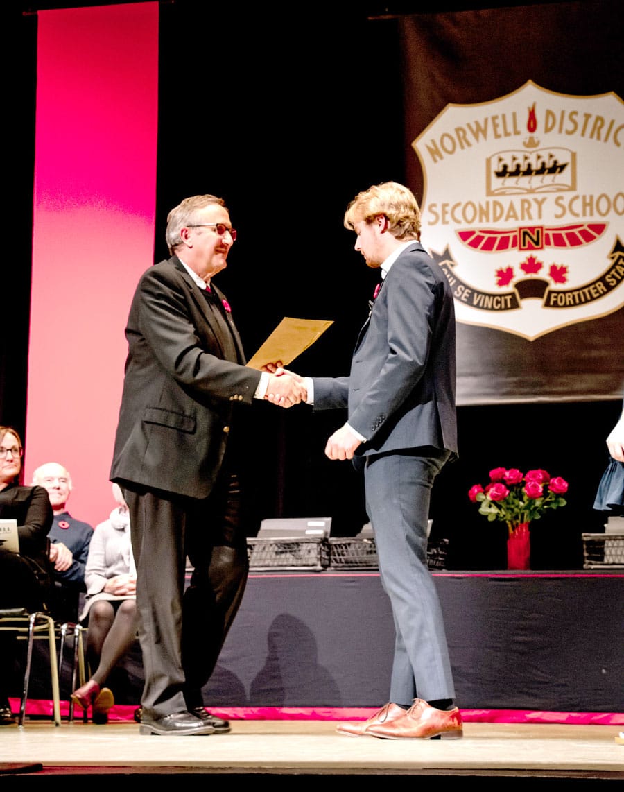 Minto Students receive accolades and scholarships