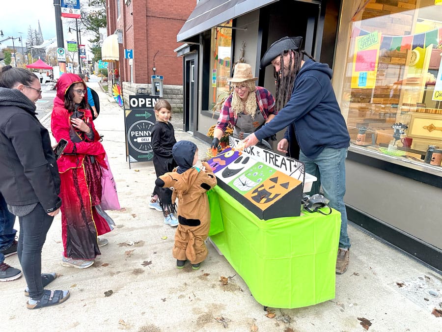 Harriston Rising hosts annual Downtown Halloween Haunt