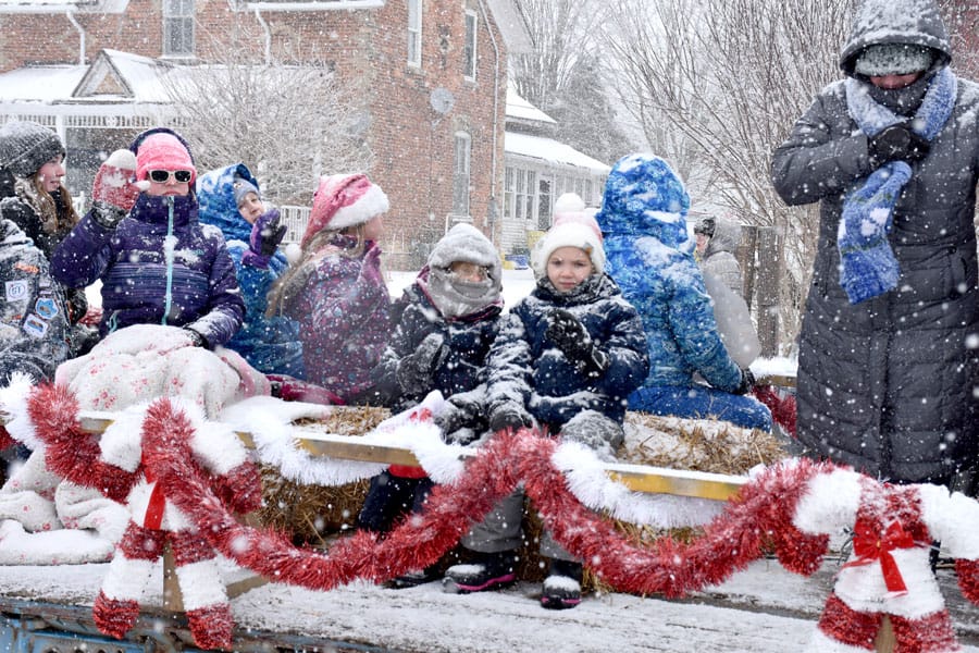 ‘Country Christmas’ theme of Alma Santa Claus Parade