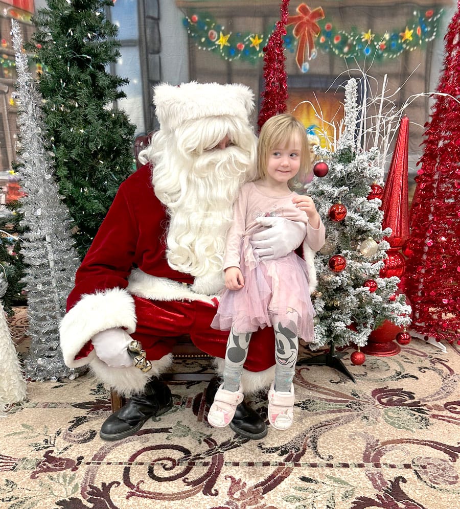 Lions host Breakfast with Santa