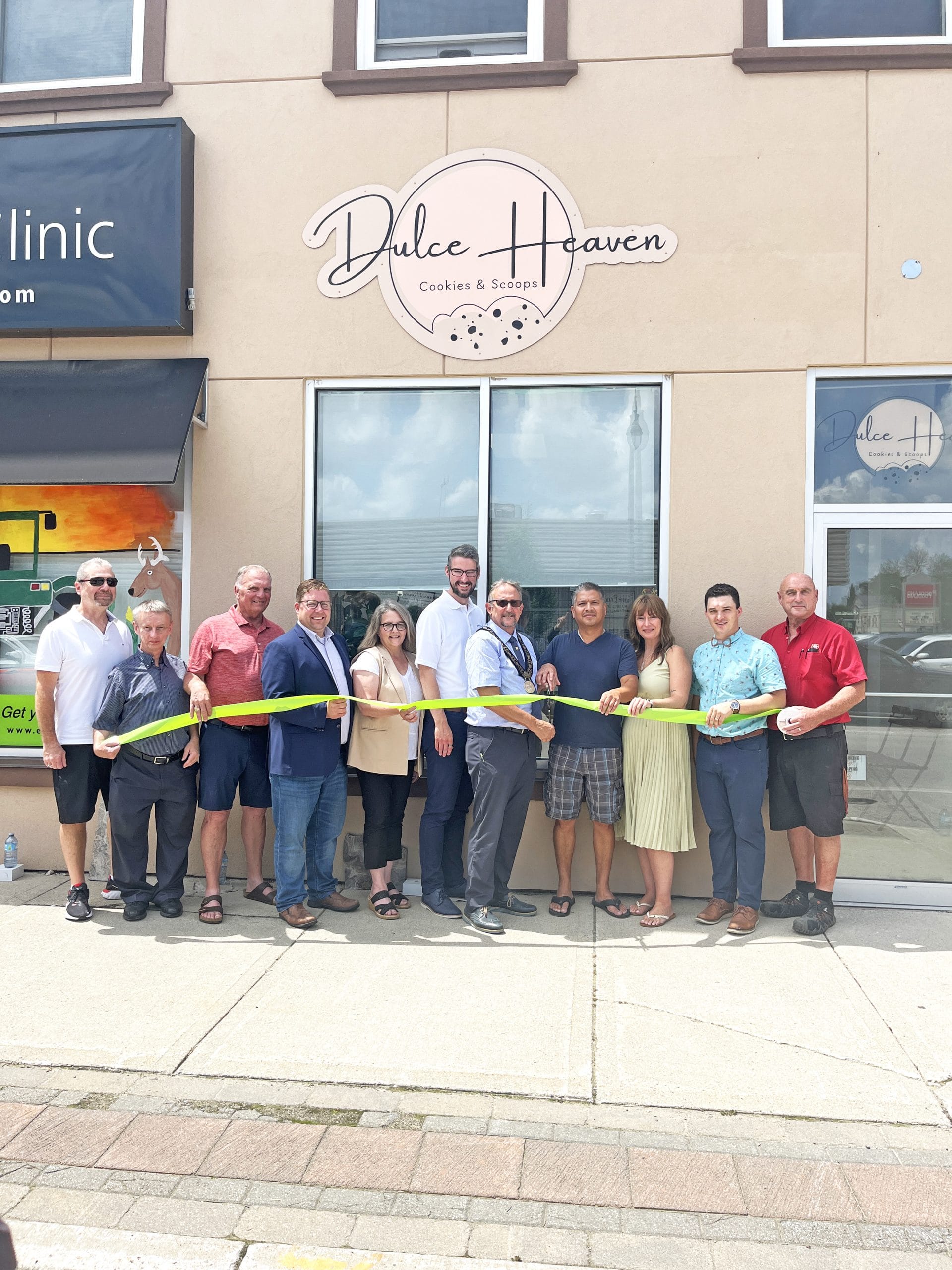 Ribbon cutting at Dulce Heaven Cookies and Scoops