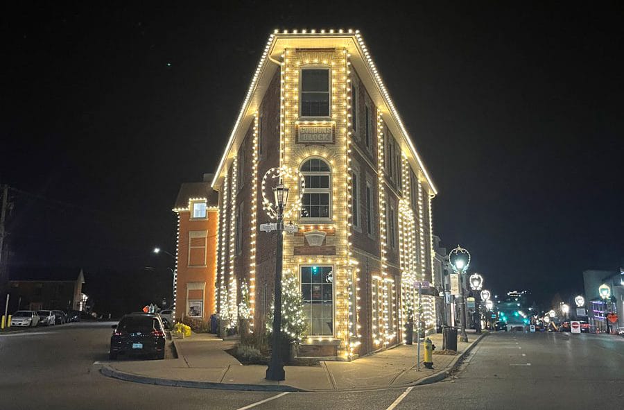 Kat Florence offering beautification grants to downtown Elora businesses for Christmas lights