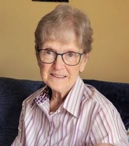 WOODS, Muriel (née Hutchinson)