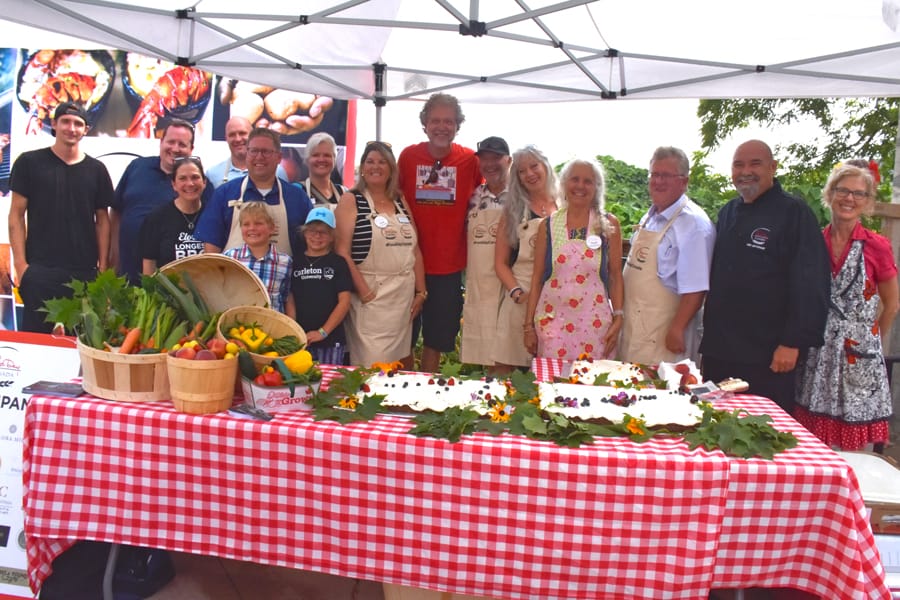 Thousands turn out for Elora’s Longest BBQ