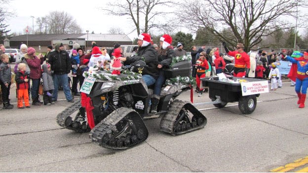 Santa swoops into Aberfoyle Nov. 24