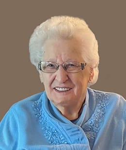 WELLS, Theresa (née Fleck)