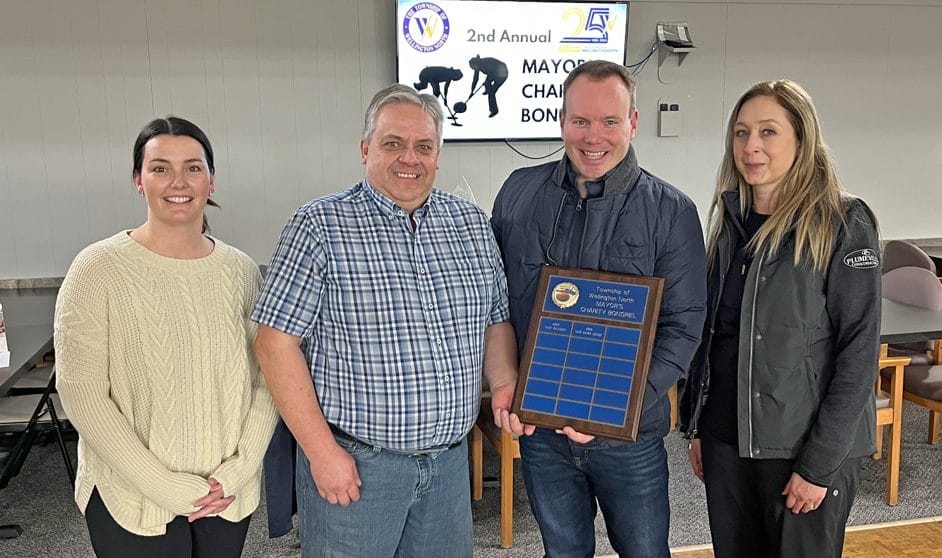 Mayor’s bonspiel raises $8,000 for youth programs