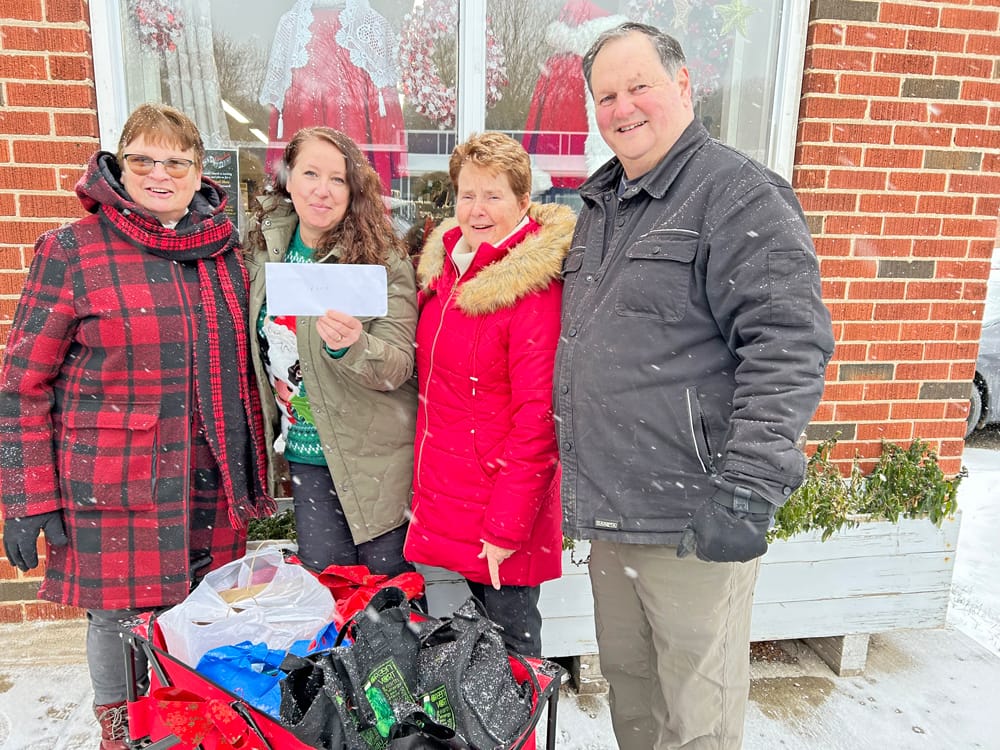 East Wellington Community Services receives over $1,000 in food and cash donations