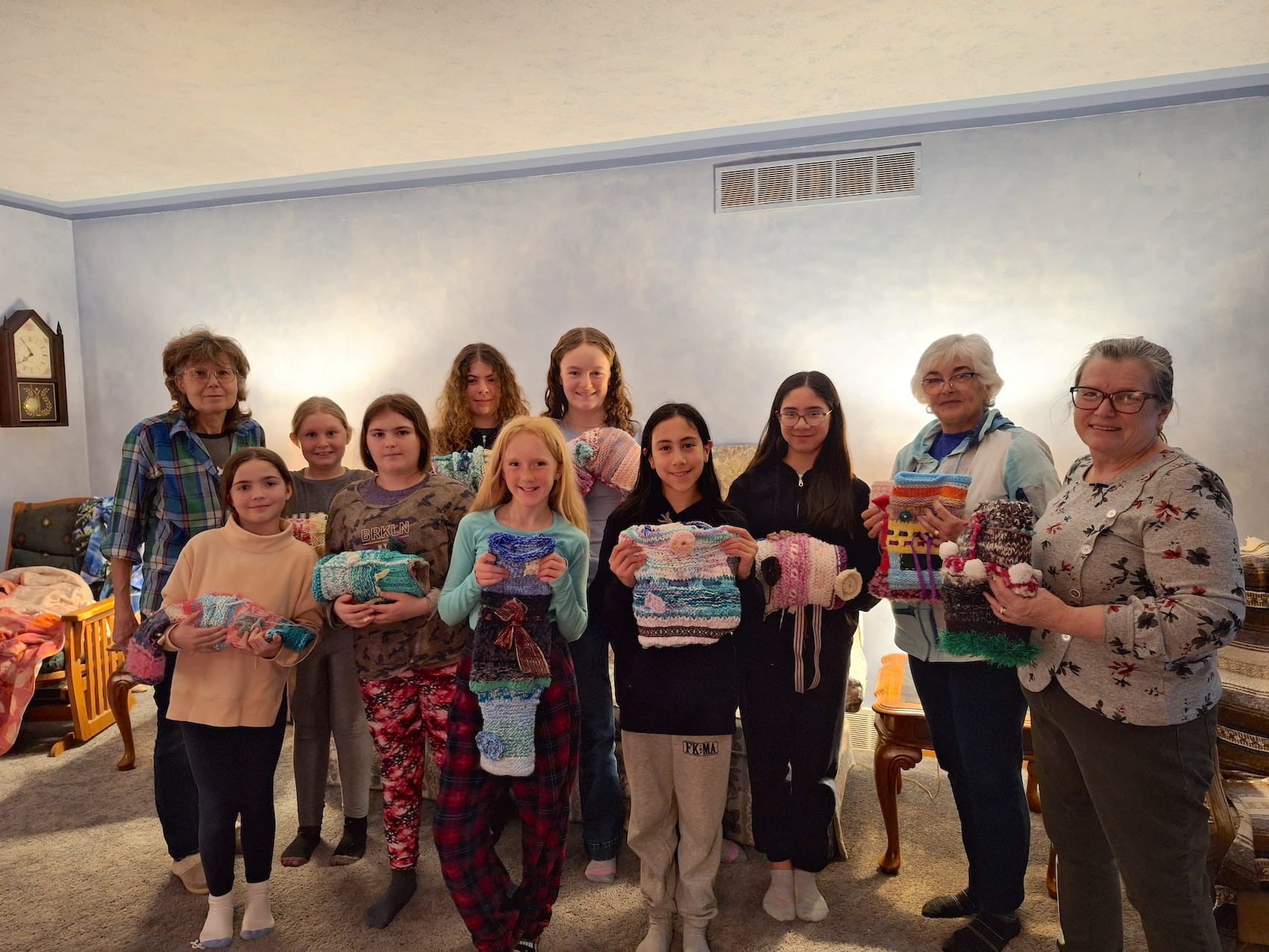 Final meeting for 4-H Yarn Yodellers Twiddle Muff Club