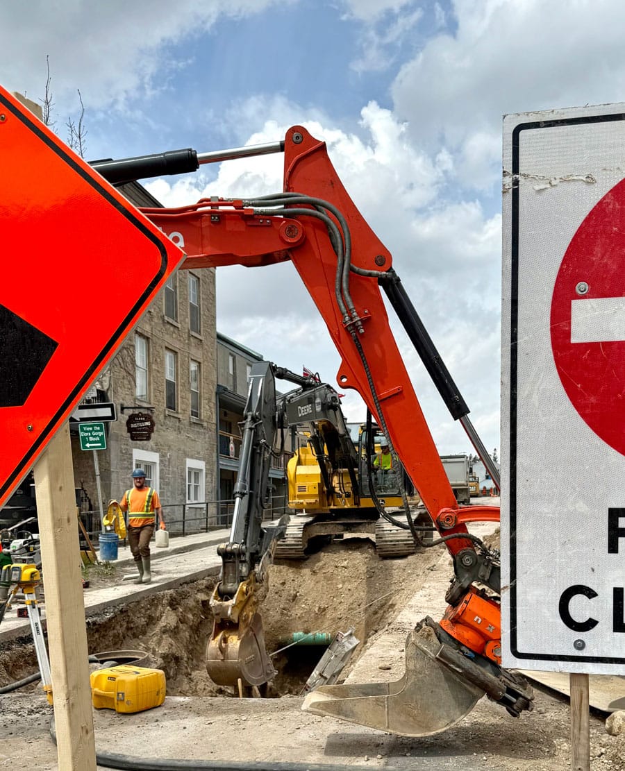 Construction resumes on Metcalfe Street
